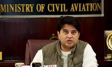Scindia holds emergency meeting on airport fog issues Scindia holds emergency meeting on airport fog issues