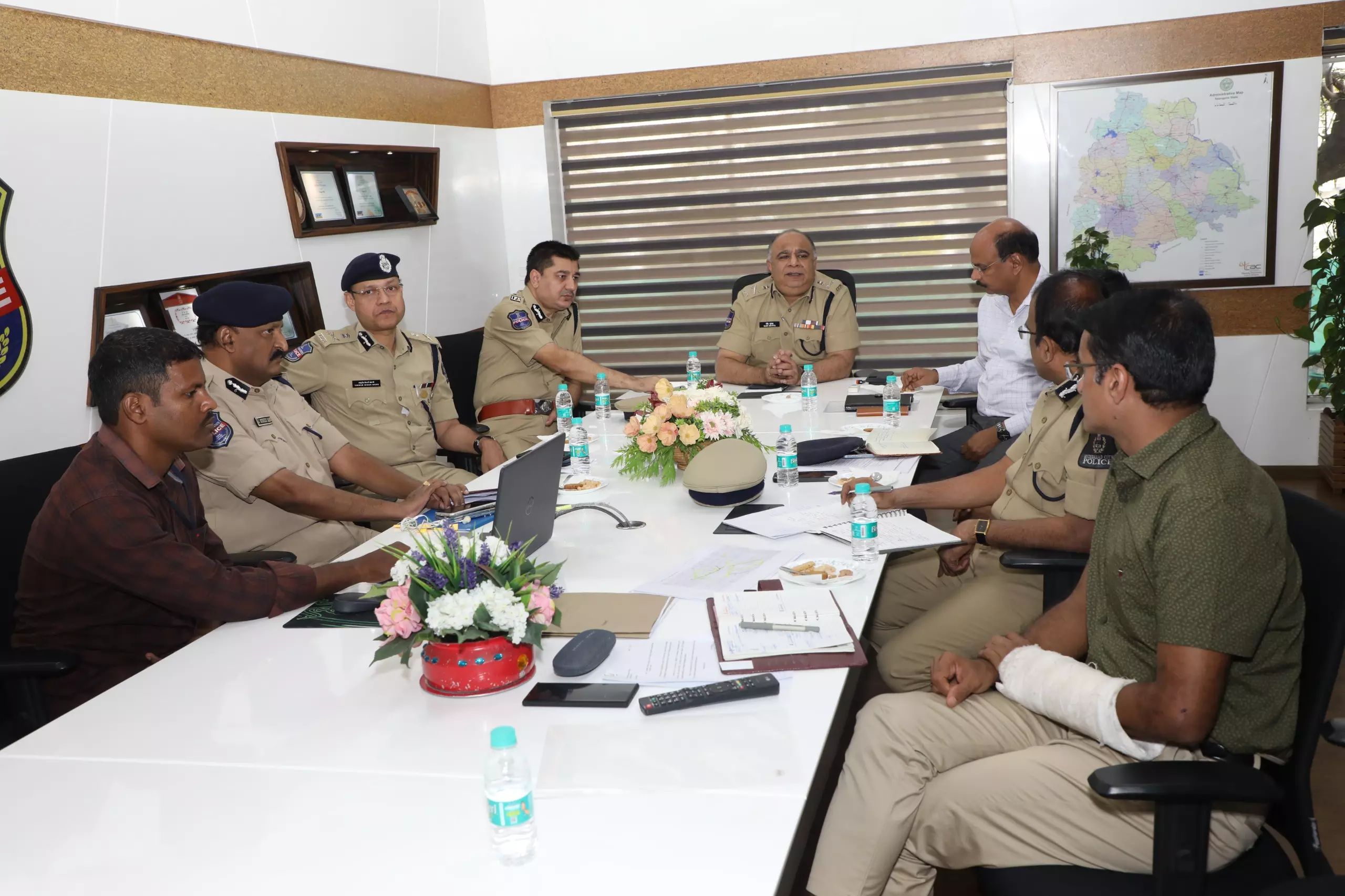 DGP Conducts a Review on Traffic Situation