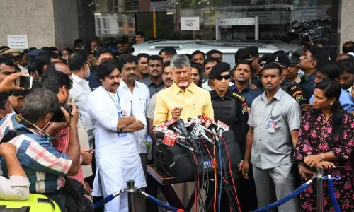 Naidu, PK Hold Talks To Finalise List Of Contestants for AP Polls