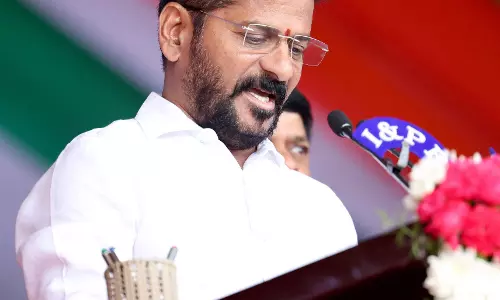 Revanth asks officials to speed up RRR works