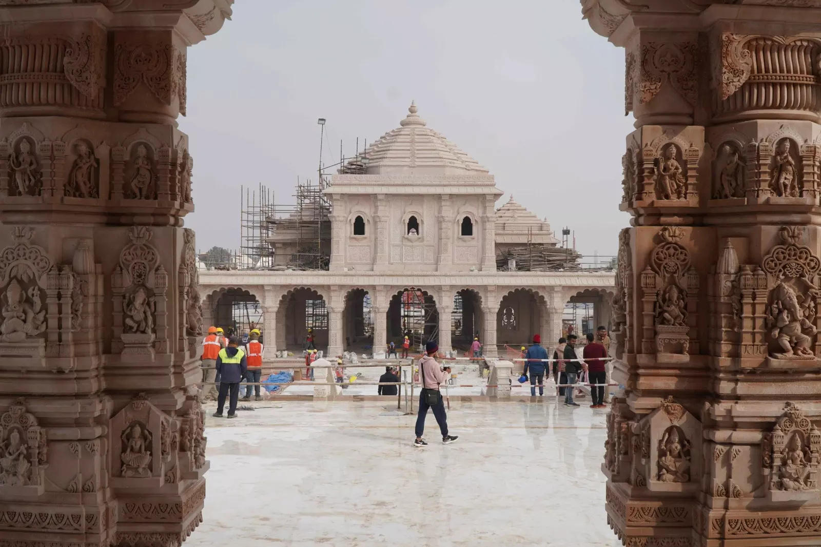 Shinde Government Likely to Declare Public Holiday on Jan. 22 Shinde Government Likely to Declare Public Holiday on Jan. 22