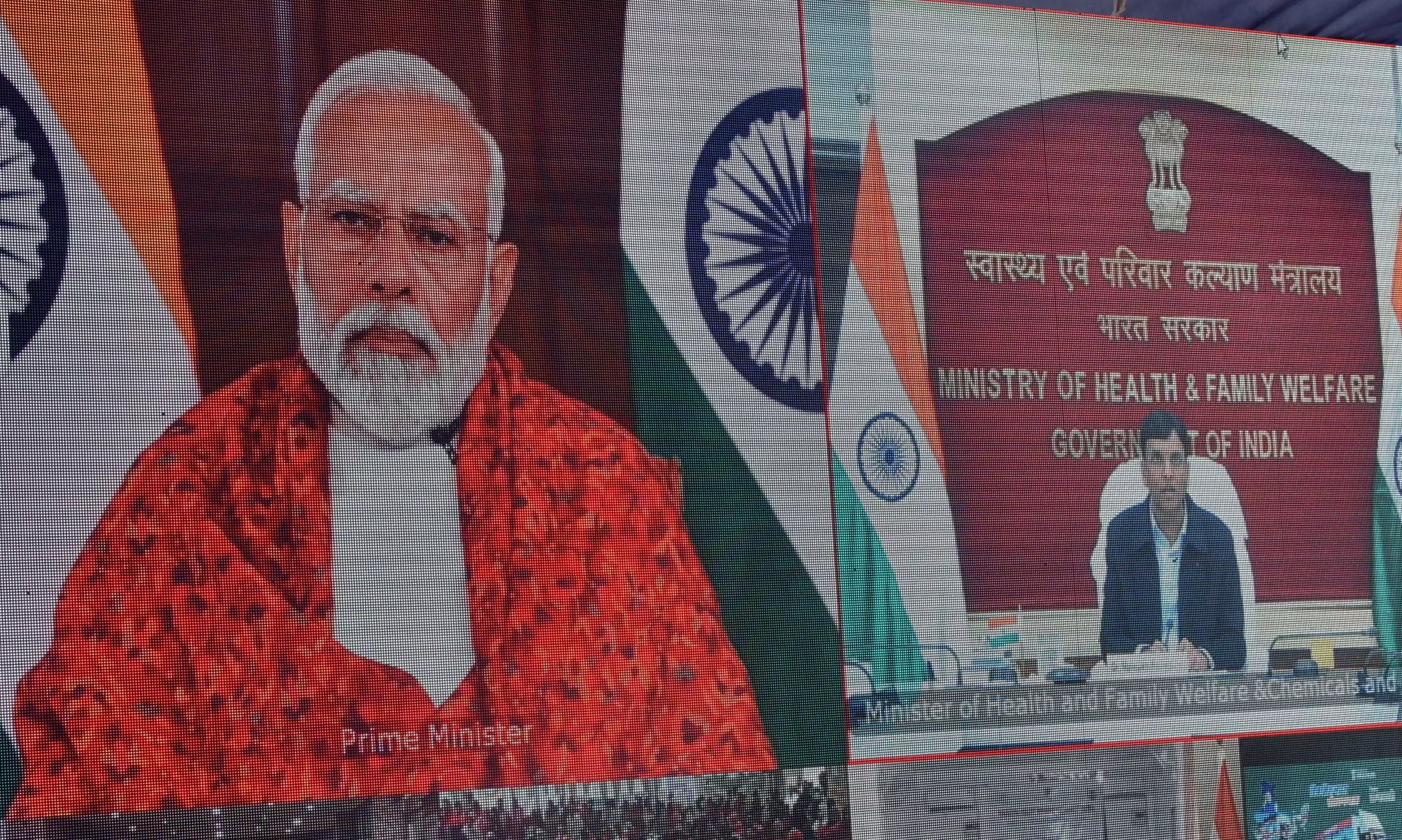 Modi Urges Youths to Take Up Farming, Hails Former MNC Employee for Agri. Effort Modi Urges Youths to Take Up Farming, Hails Former MNC Employee for Agri. Effort