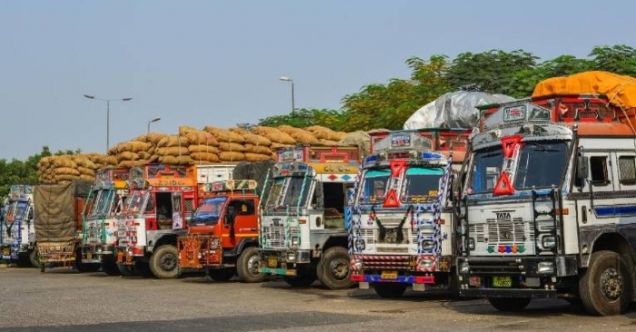 Heavy and goods vehicles banned on flyovers in Cyberabad limits