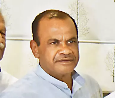 Minister makes plea for direct flight between Hyderabad and US Minister makes plea for direct flight between Hyderabad and US