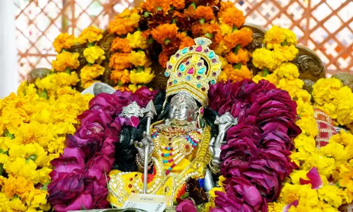 Ram Lalla Idol Installed in Sanctum Sanctorum