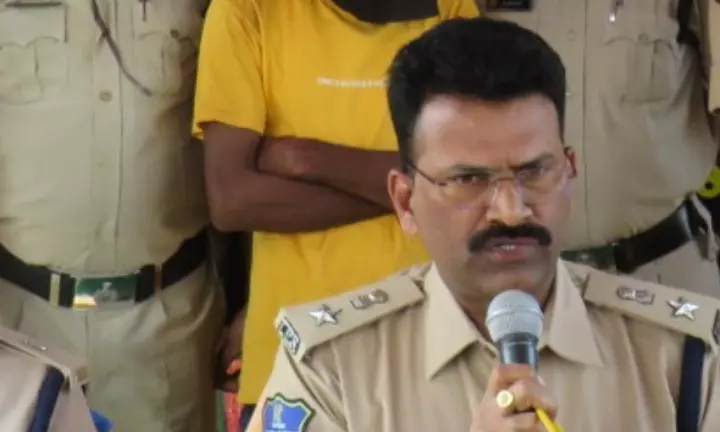 Youth kills married woman, burns her body Youth kills married woman, burns her body