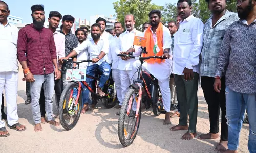 Karimnagar Youths Begin 1,200km Cycle for Ram Lalla Darshan on Jan 22