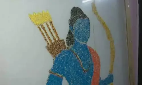 Odisha Artist Crafts Lord Ram’s Image with 1 Lakh Rice Granules; People Throng to Worship Art
