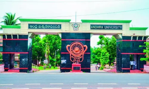 Alumni Donates Rs 1.3 cr Worth Equipment to Andhra University Alumni Donates Rs 1.3 cr Worth Equipment to Andhra University