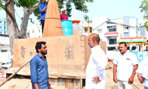 MP Bandi Sanjay Inspects Sand Sculpture of Ram Mandir in Karimnagar