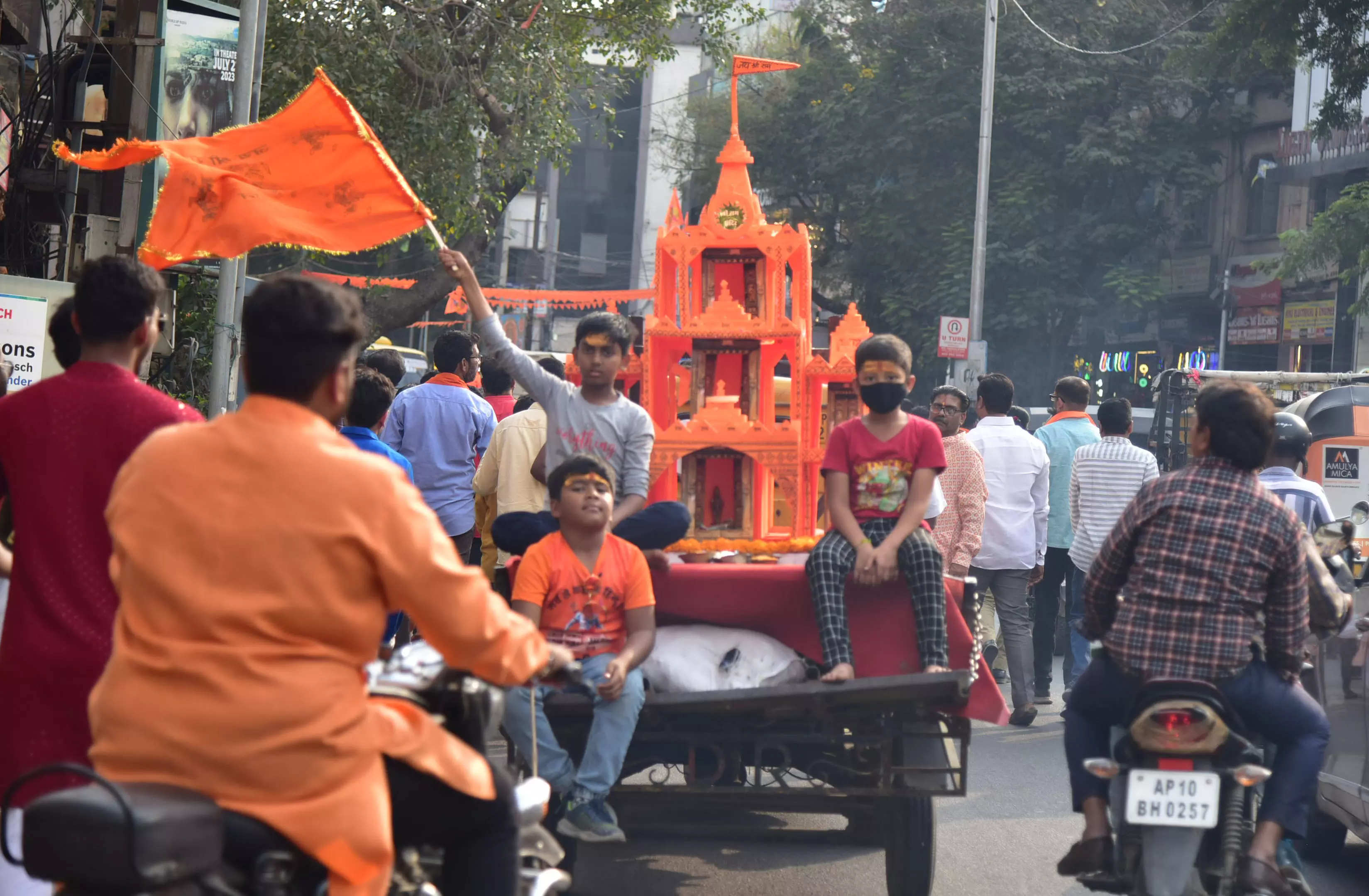 Hyderabad soaks in ‘Pran Pratishtha’ fervour