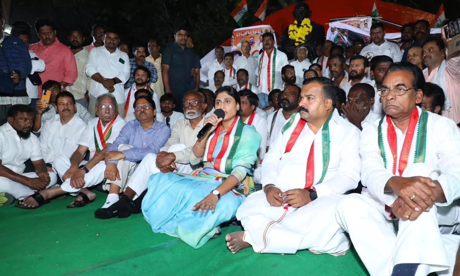 Sharmila Condemns Attack on Rahul Gandhi Sharmila Condemns Attack on Rahul Gandhi