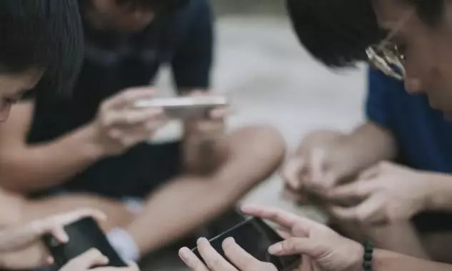 Kids Gaming Addiction, Adult Content Consumption Worries 80pc of Parents