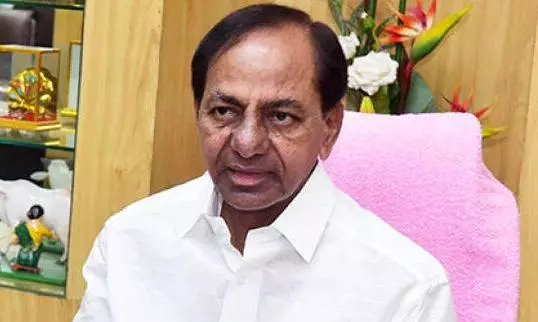 ECI issues notice to KCR for making derogatory remarks against Congress