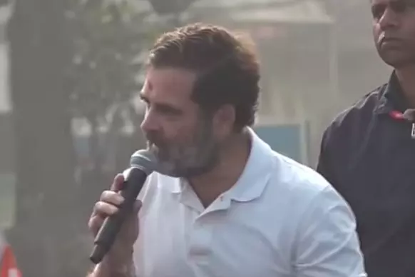 Rahul Gandhi Mocks Nitish Kumars Return to NDA, Calls it U-turn