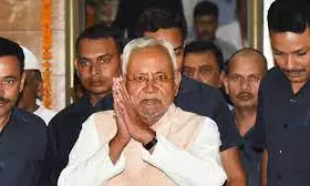 Nitish Kumar Mulls Alliance Shift, Grand Alliance Disarray Nitish Kumar Mulls Alliance Shift, Grand Alliance Disarray