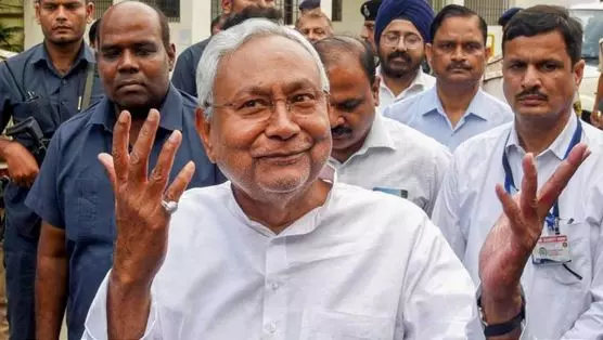 Nitish Kumar Set to Join NDA, Sworn in as Bihar CM