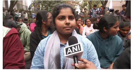 Hyderabad: Students at OU PG Girls Hostel protest over security breach