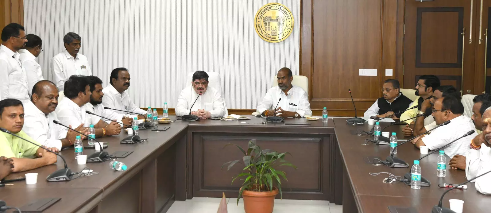 Telangana Govt to set up a Corporation for Munnuru Kapu : Ponnam Telangana Govt to set up a Corporation for Munnuru Kapu : Ponnam