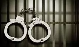 Two persons held for threatening fuel station staff at Mirchowk