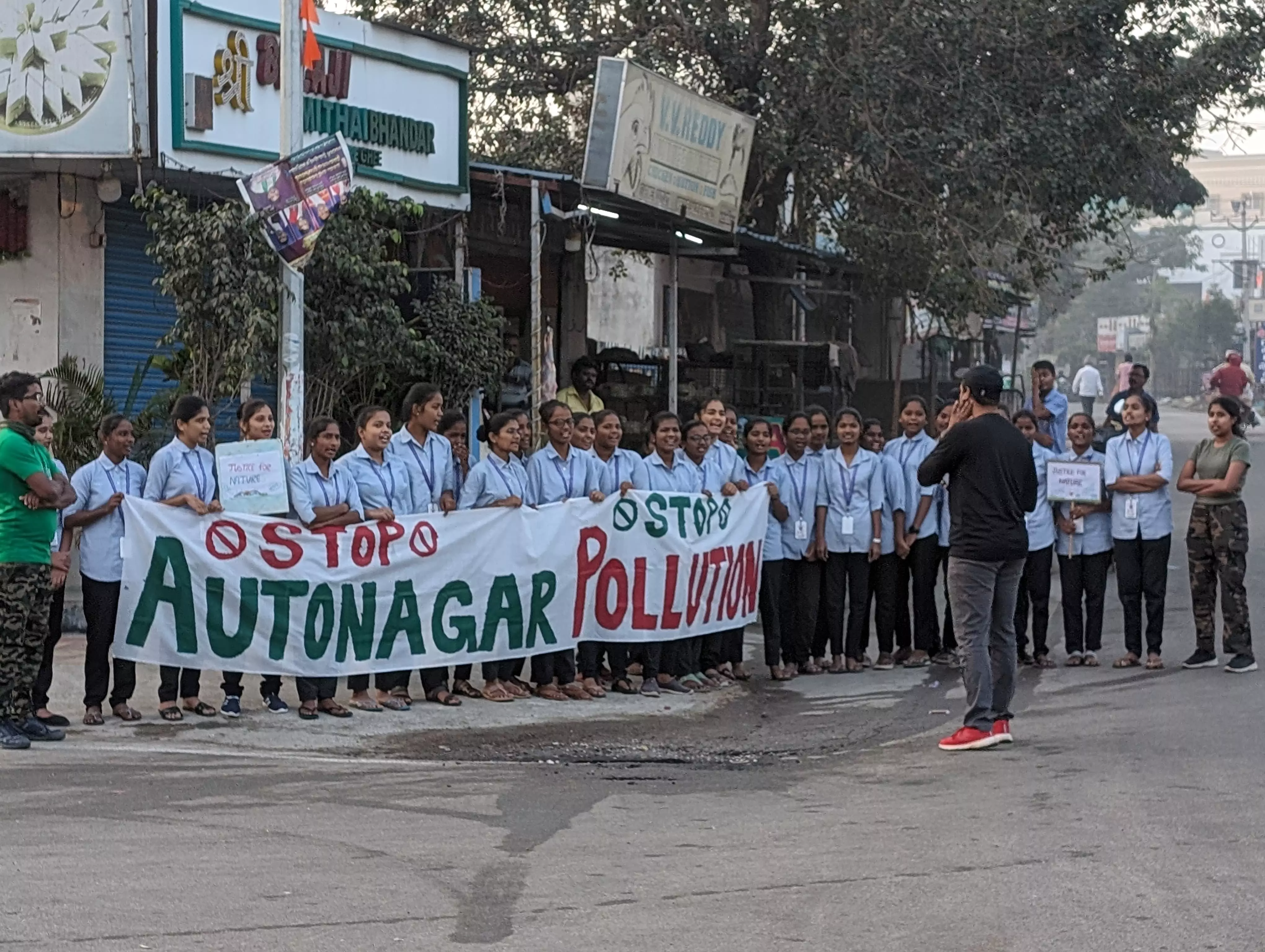 Residents in LB Nagar Protest Against Industrial Effluents Polluting Deer Park Residents in LB Nagar Protest Against Industrial Effluents Polluting Deer Park