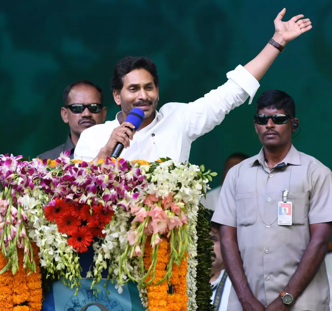 AP CM Jagan makes big statment, says 4% Muslim reservation will remain