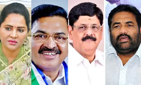 YSRC Rebel MLAs Appear Before Assembly Speaker YSRC Rebel MLAs Appear Before Assembly Speaker