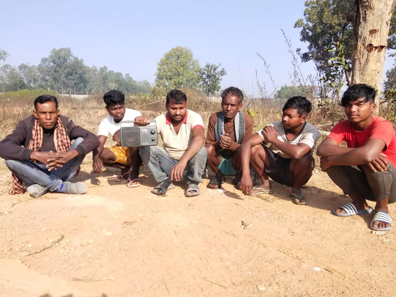 Radio Bulletin Helps Chhattisgarh Villagers Avoid Elephant Conflict