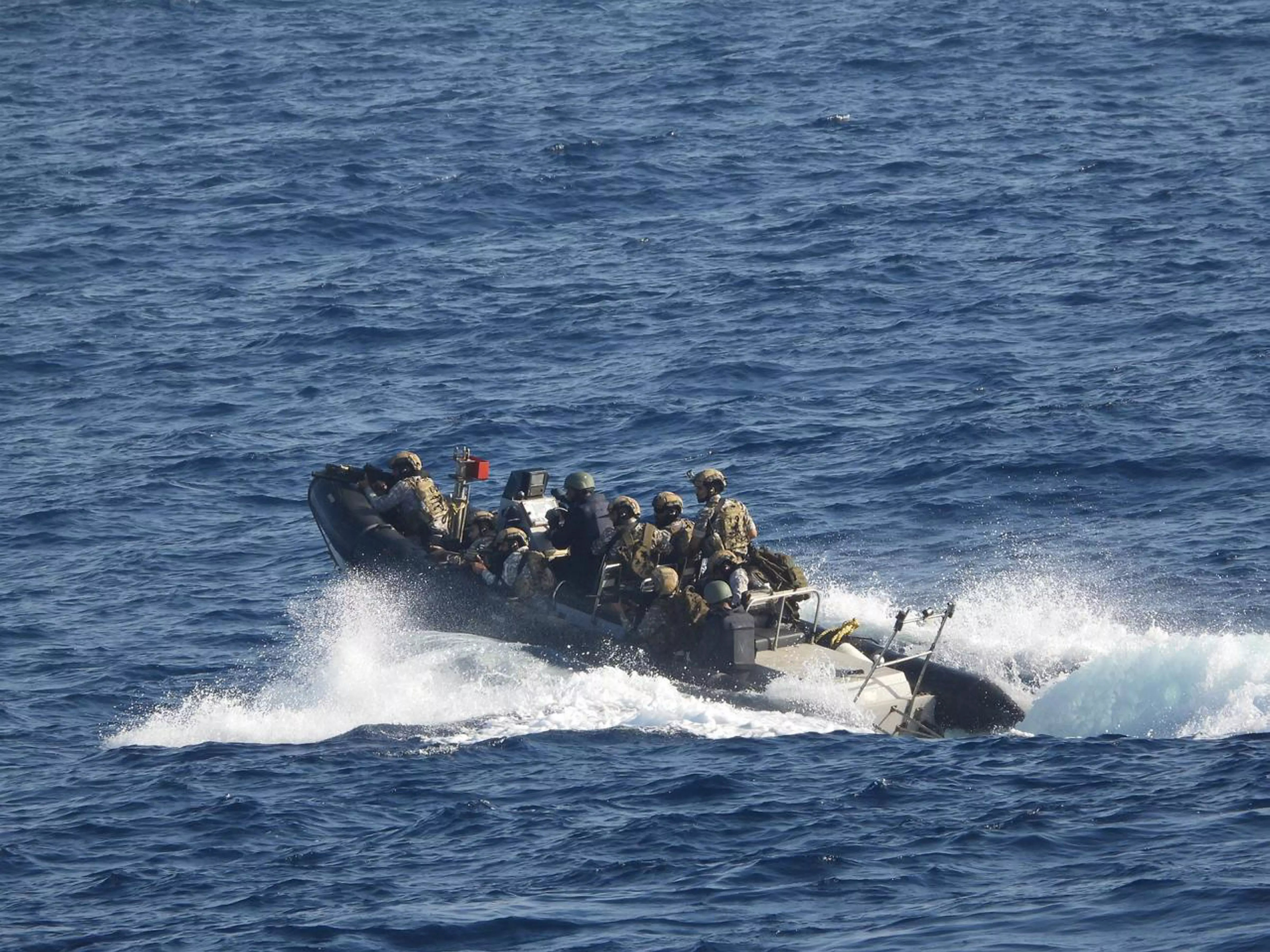 Navy saves Iranian fishing vessel from Somalian pirates