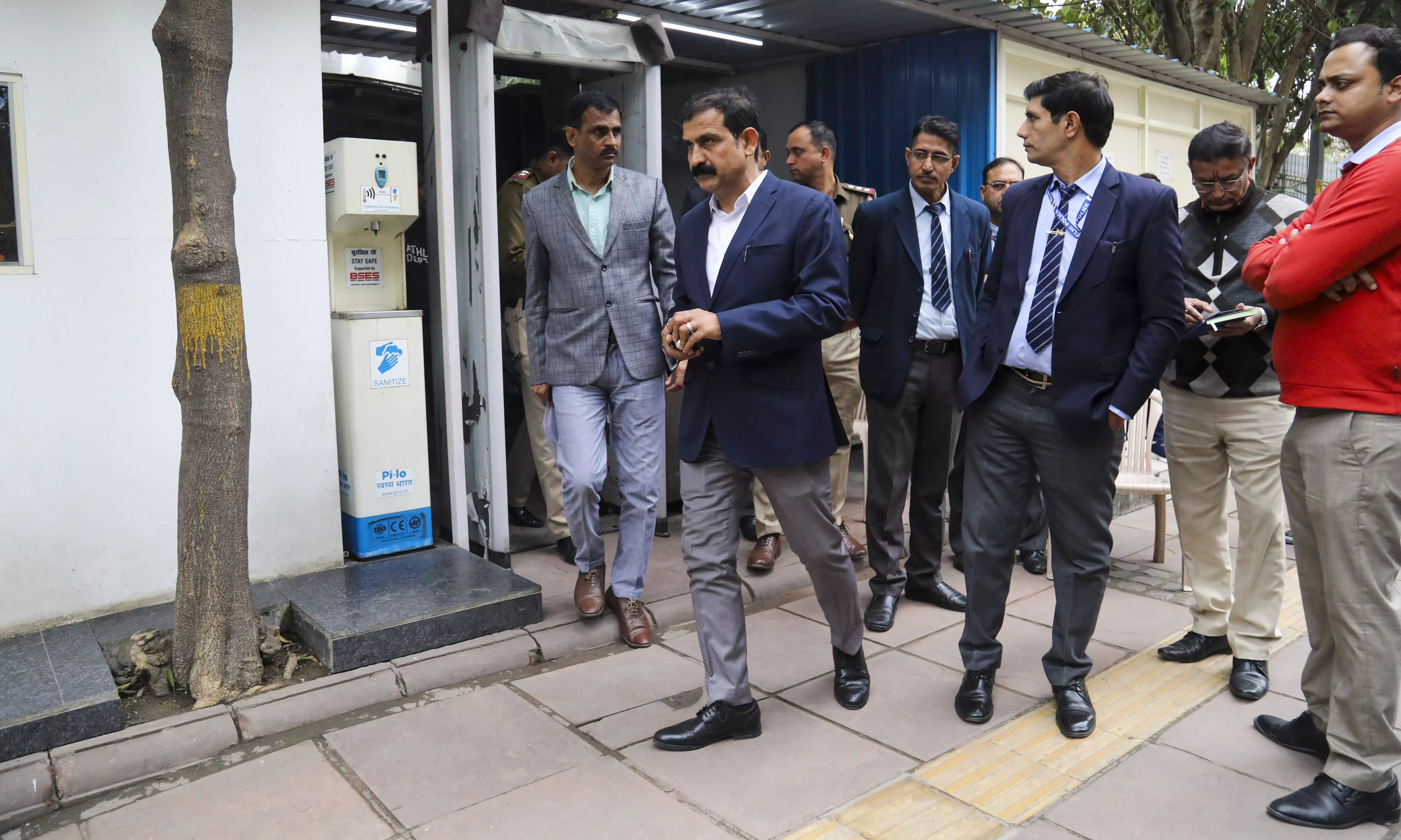 Drama grips Delhi as cops visit CM’s house