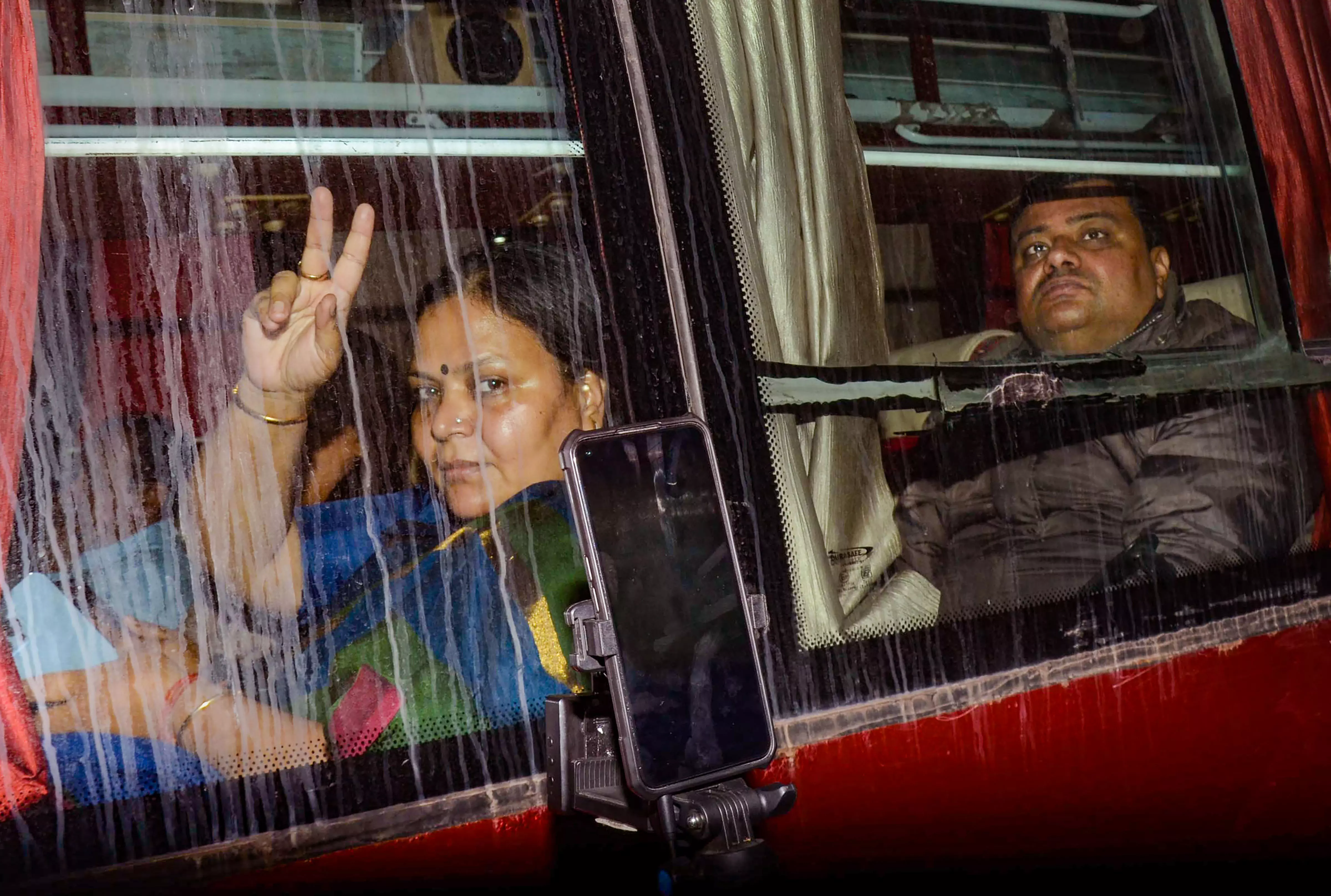 Bihar Congress 16 MLAs Reach Hyderabad Ahead of Floor Test