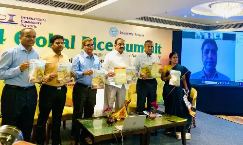 Give Fine Rice at Rs 29 a Kg, Not Coarse Variety, Tummala Urges Centre