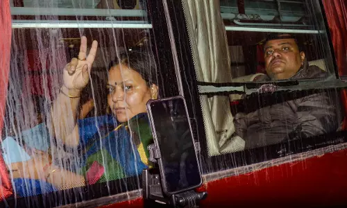 Bihar Congress 16 MLAs Reach Hyderabad Ahead of Floor Test