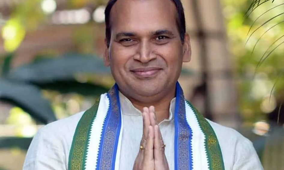 YSRC MPs Seek Swift Completion Of Railway Projects YSRC MPs Seek Swift Completion Of Railway Projects