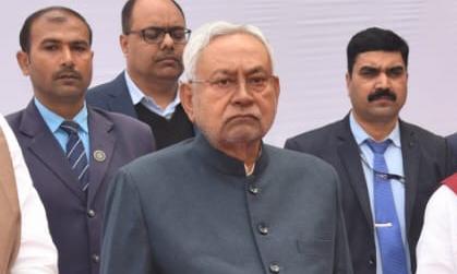 BJP's Control Over Nitish; Congress Worker's Protest; Lalu's Vanity Van