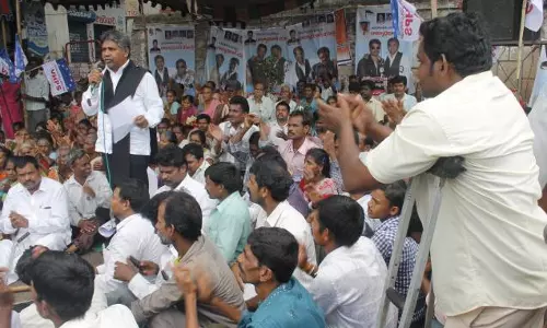 Seeks Benefits Of Welfare Schemes Of Central And State Governments