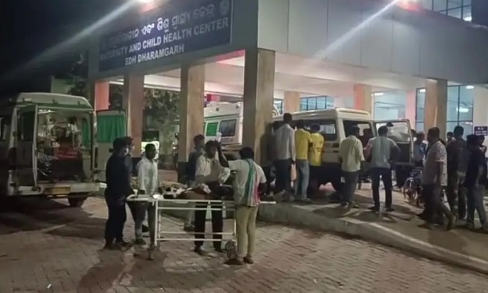 5 Farmers Killed, 25 Injured As Pick-Up Van Overturns in Odisha’s Kalahandi