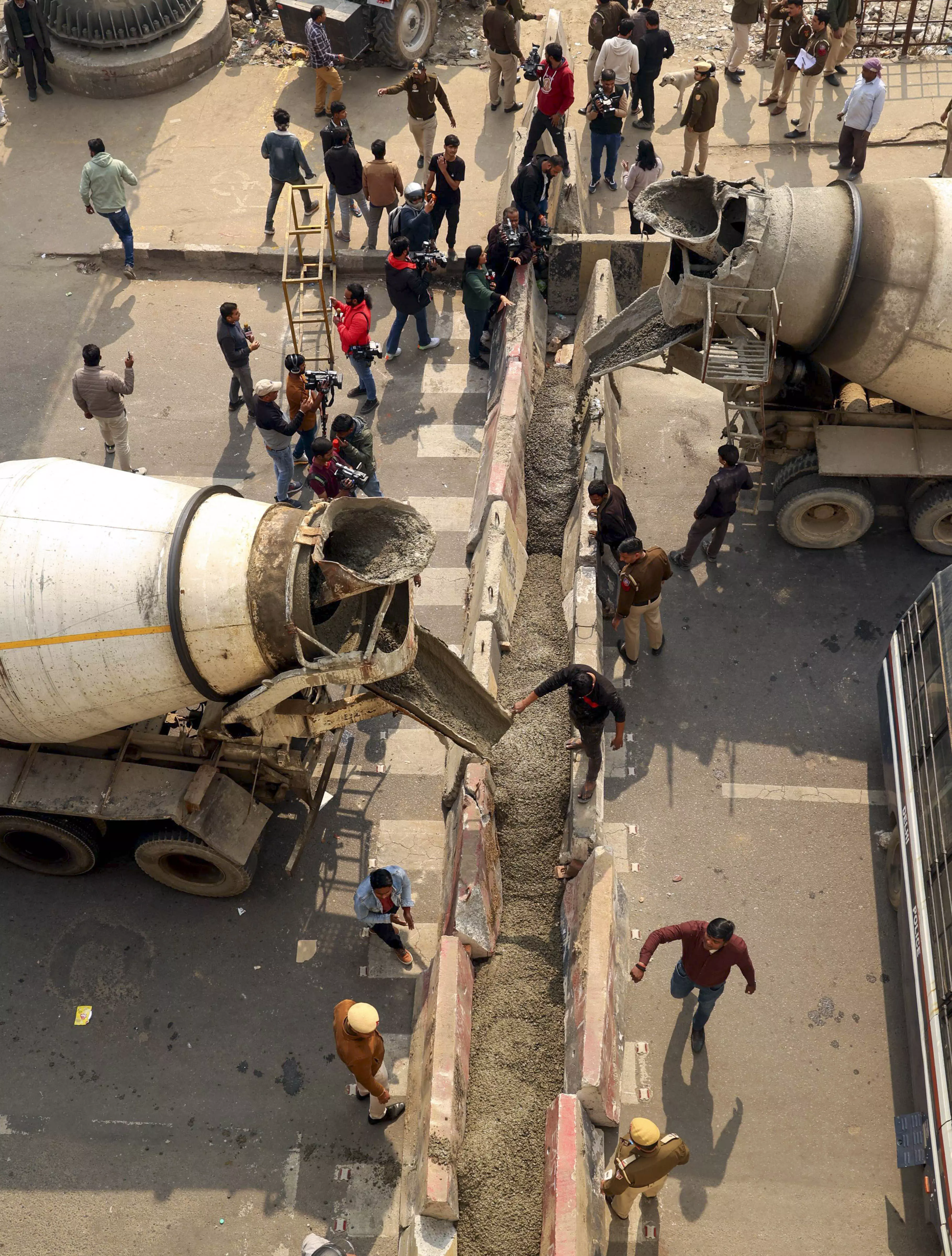Farmers Delhi Chalo Protest Turns Chaotic at Haryana-Punjab Borders