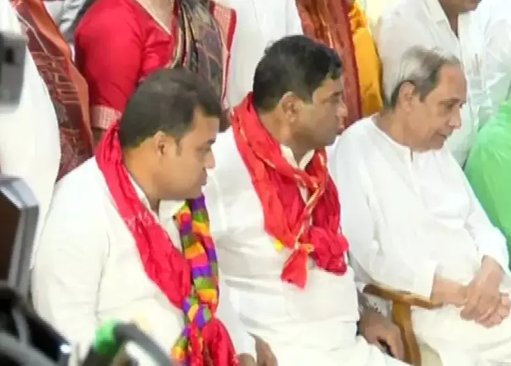 Odisha: BJD’s Debasish Samantaray, Subhasish Khuntia File Nomination for RS Polls