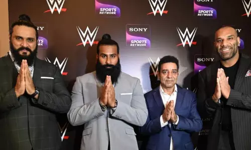 5 Greatest WWE Elimination Chamber Moments of All Time