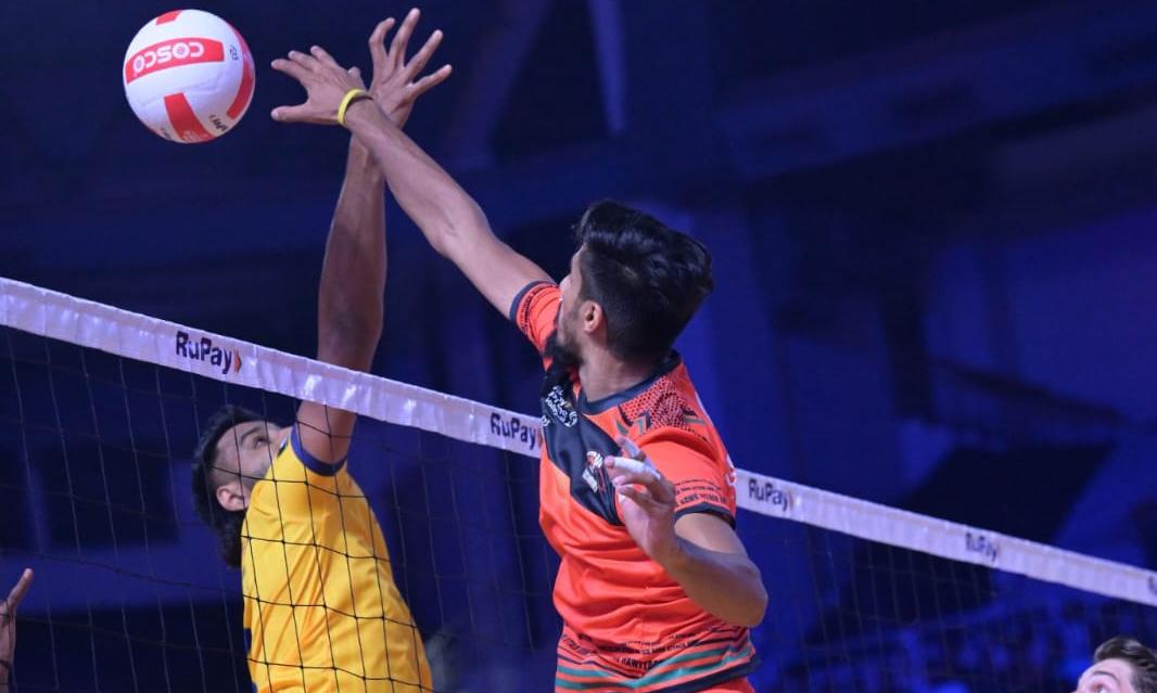 Chennai Blitz blaze through Hyderabad Black Hawks to get first win of the season