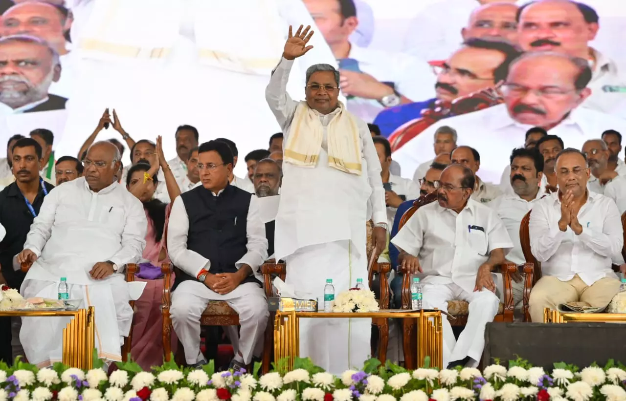 Karnataka CM Siddaramaiah Urges Communication Strategy for Government Achievements