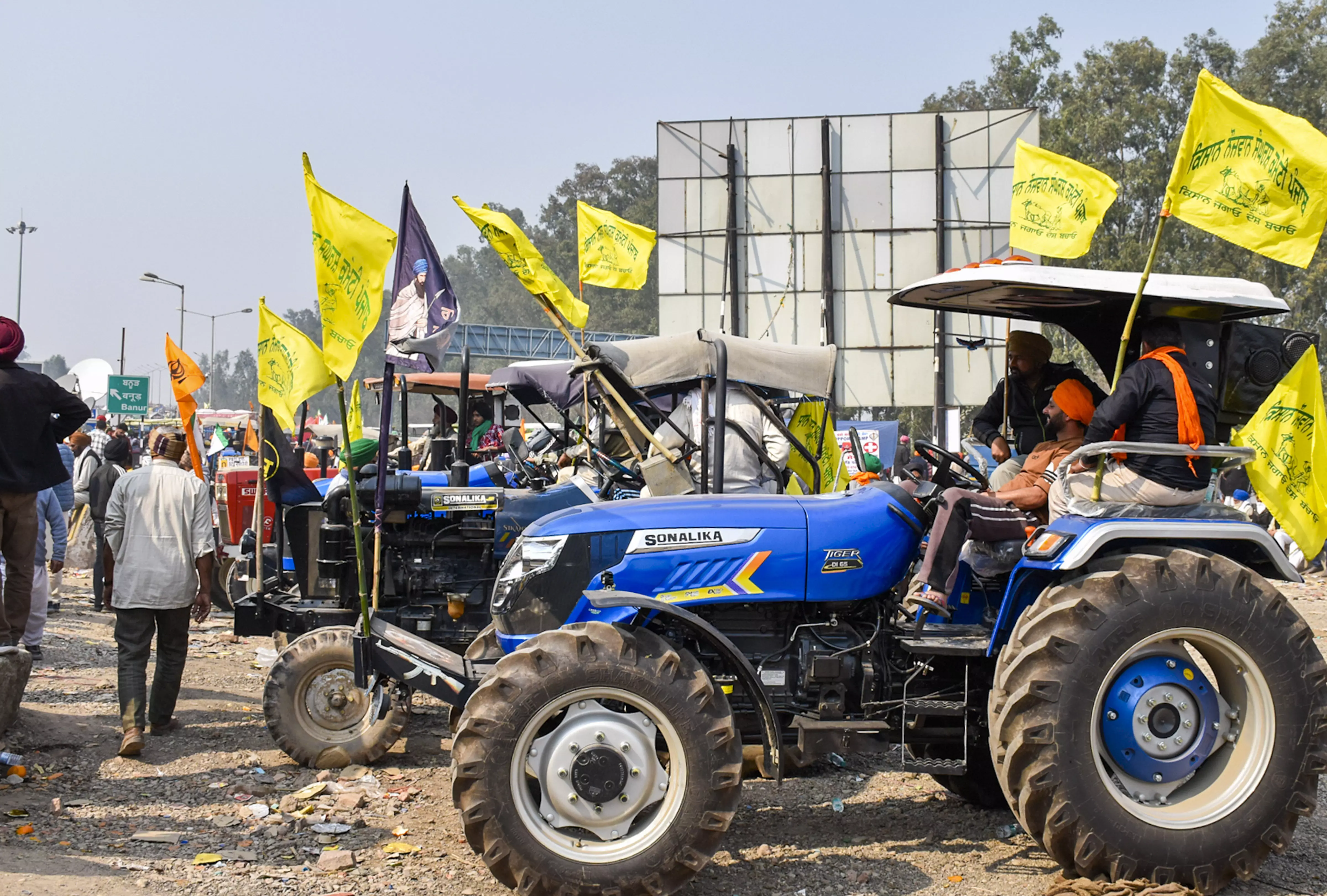 Farmers seek ordinance to give legal guarantee for MSP Farmers seek ordinance to give legal guarantee for MSP