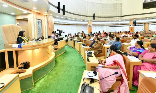 Congress, BRS Coporators Jointly Rap Pvt Agencies, Officials