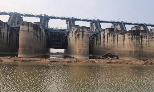 Head of govt ordered filling up of barrage: Ex-CE