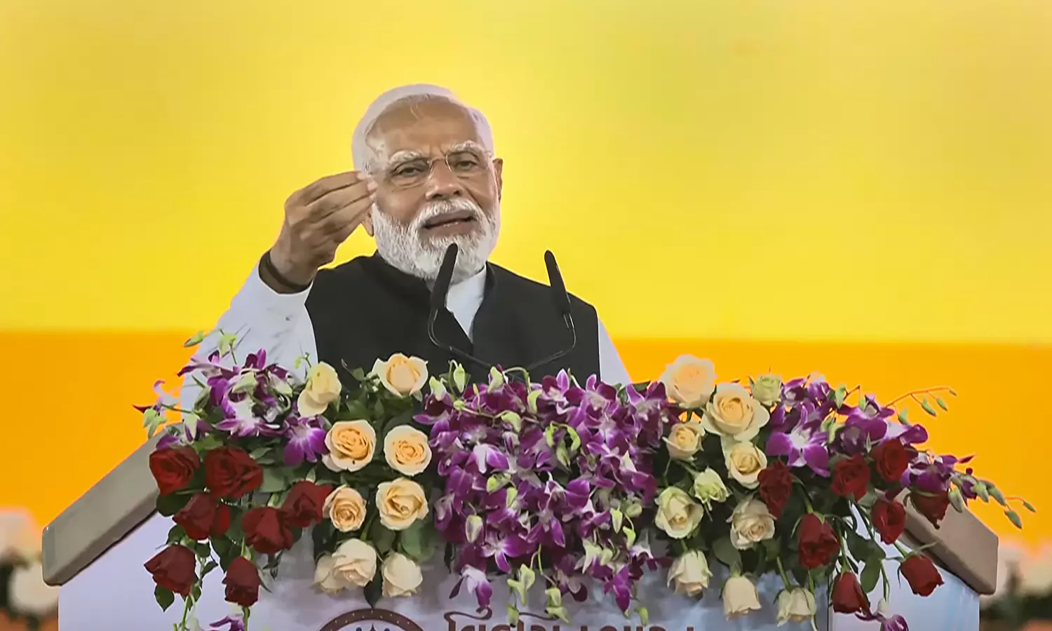 Modi Accuses Congress of Abusing His Background, Sets Sights on 400 Seats