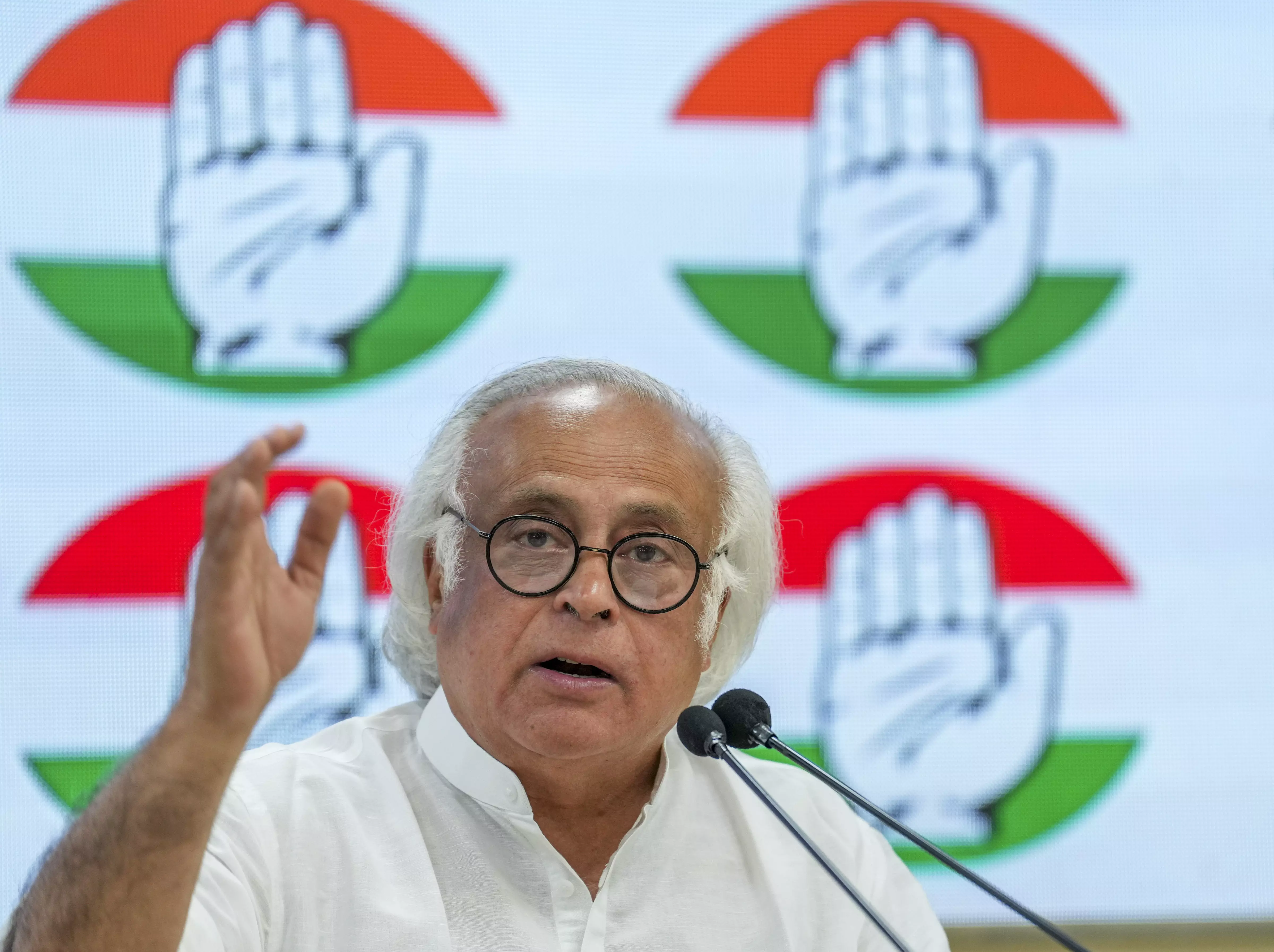 Modi govts mismanagement has set economic transformation back by 20 years: Cong