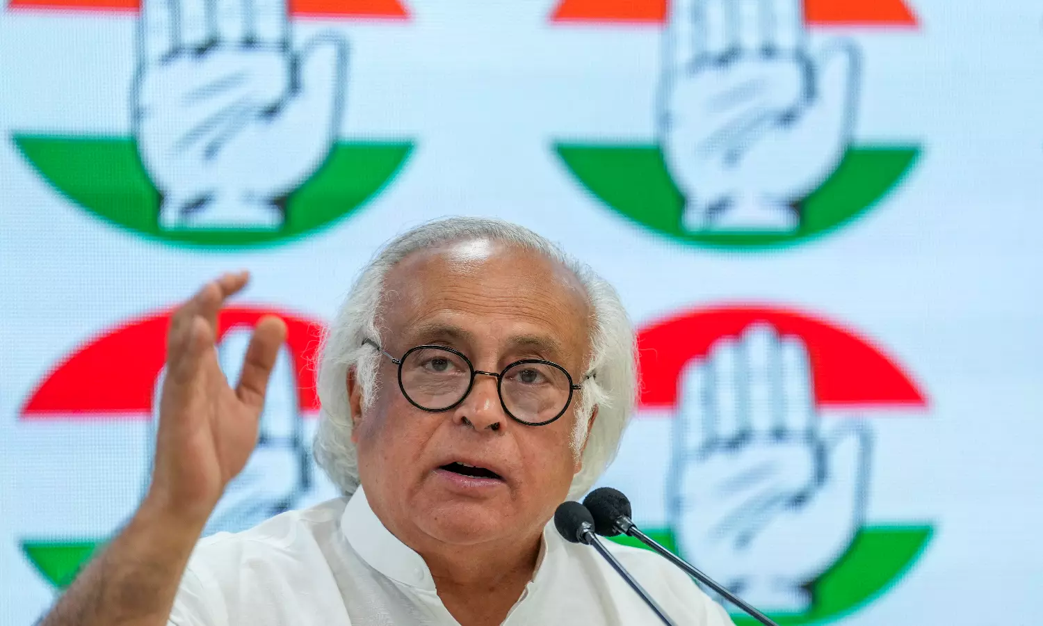 Modi govts mismanagement has set economic transformation back by 20 years: Cong