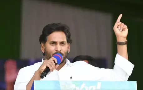 CM Jagan inaugurates Krishna river retaining wall