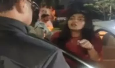 Bizwoman Slaps Home Guard, Tears Shirt in Argument Over One Way Driving